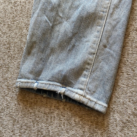 JBrand Ellis Jeans in Love Cat | straight crop - Picture 9 of 10